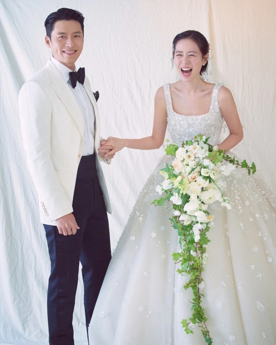 Hyun Bin bị "bóc trần" thói quen lãng mạn với Son Ye Jin, fan thốt lên: “Ngọt ngào đến thế này sao không rung động?” 6