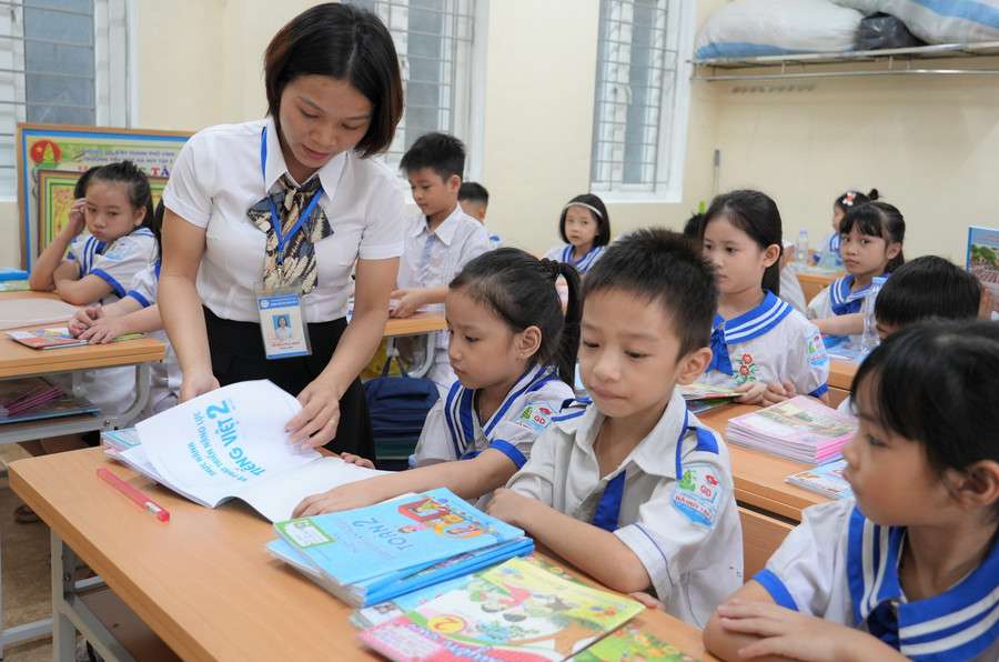 Sách giáo khoa thống nhất: Không dạy - học rập khuôn 11 image 169