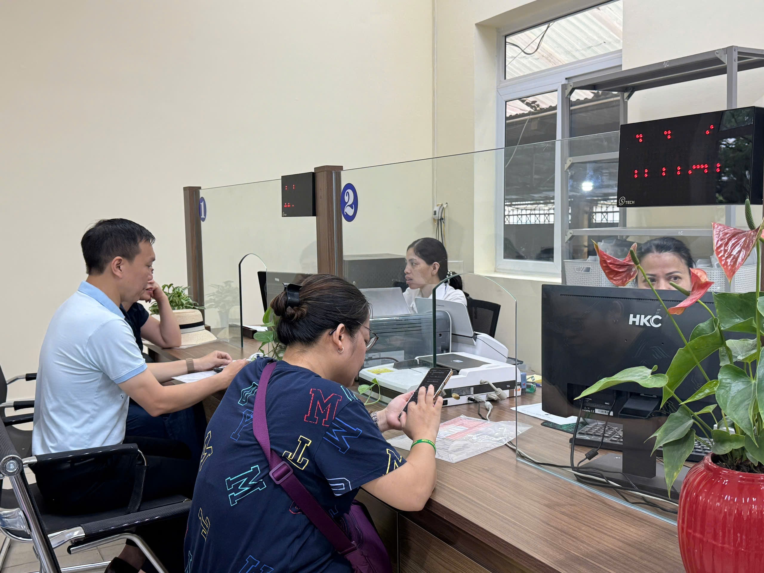 Ủy quyền giải quyết thủ tục hành chính tại cấp xã: Giải pháp hiệu quả, người dân hưởng lợi 1