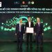 Ông Trần Tam – Chủ tịch HĐQT Phuc Khang Corp – nhận giải thưởng Top 10 doanh nghiệp bền vững tại VN năm 2021