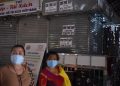 Nhiều bảng cho thuê sạp trong chợ Bến Thành, quận 1, TP.HCM