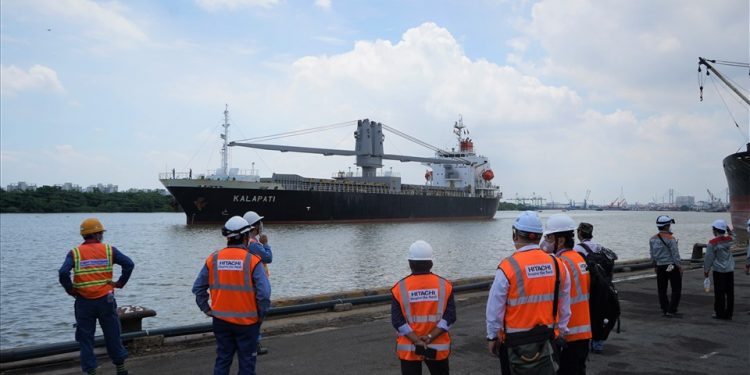 Trưa ngày 6.5, hai đoàn tàu số 16 và 17 đã chính thức cập Cảng Khánh Hội (quận 4).