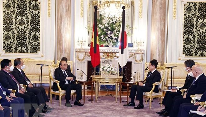 Chủ tịch nước Nguyễn Xuân Phúc hội đàm với Thủ tướng Nhật Bản Kishida Fumio. Ảnh: TTXVN