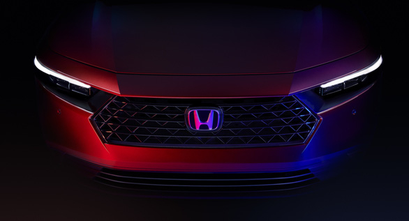 Đầu xe chọn phong cách đơn giản, trang nhã mà hiện đại, sắc sảo - Ảnh: Honda