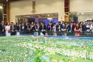 Doanh nghiệp địa ốc quyết “lấy lại những gì đã mất”