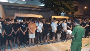 Gây 'náo loạn' đường phố Đà Nẵng giữa đêm, 34 thanh thiếu niên bị bắt 28
