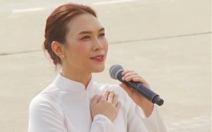 Mỹ Tâm “chơi lớn” với 4 vạn khán giả 31