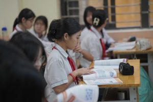 Đột phá trong phát triển chính sách về sách giáo khoa 15
